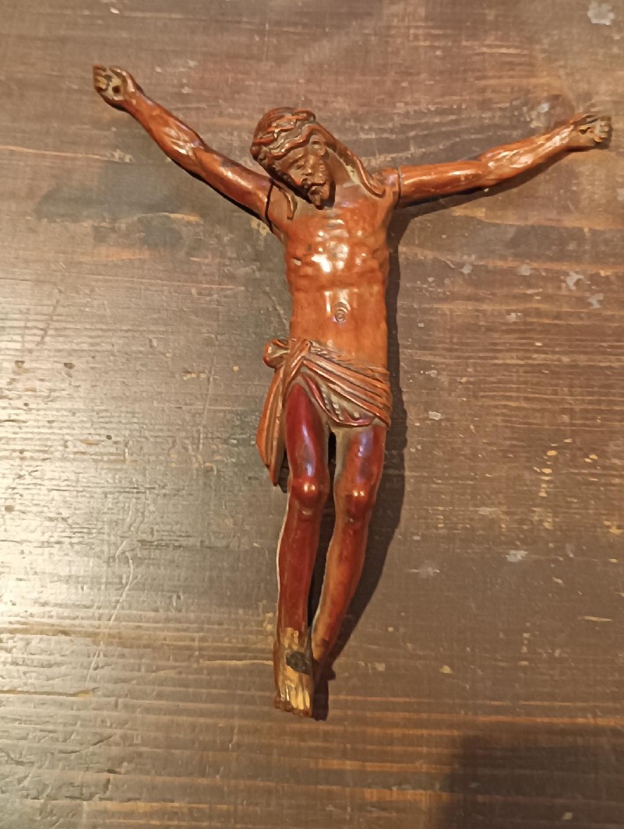 cristo antico in legno di bosso XVIII secolo