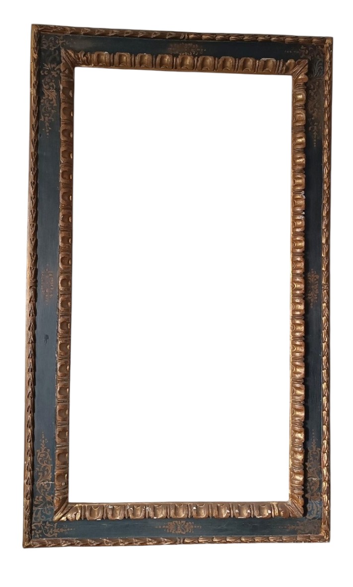 Antica grande cornice laccata e dorata XVII secolo