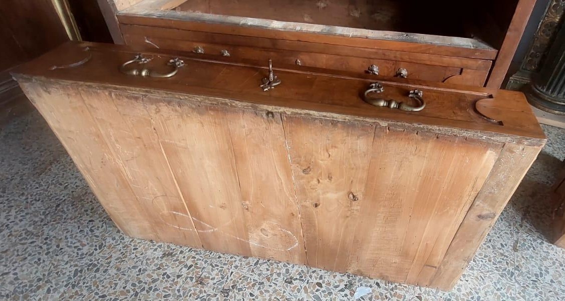Antico cassettone in noce XVII secolo-photo-4