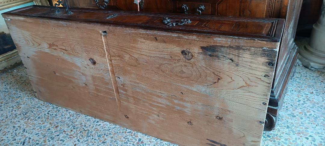 Antico cassettone intarsiato - Italia XVII secolo-photo-5