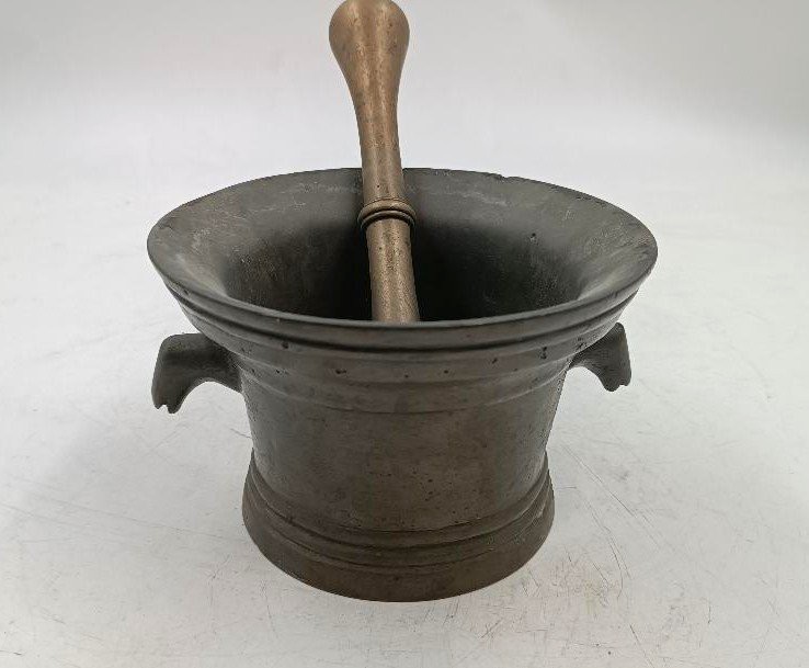 mortaio bronzo antico XVII secolo toscana