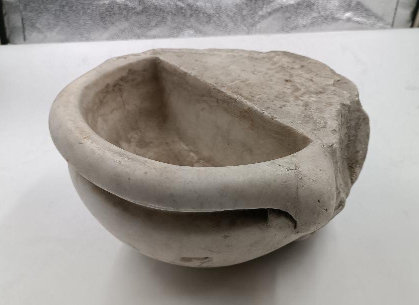 Acquasantiera in marmo carrara Toscana XVII secolo-photo-4