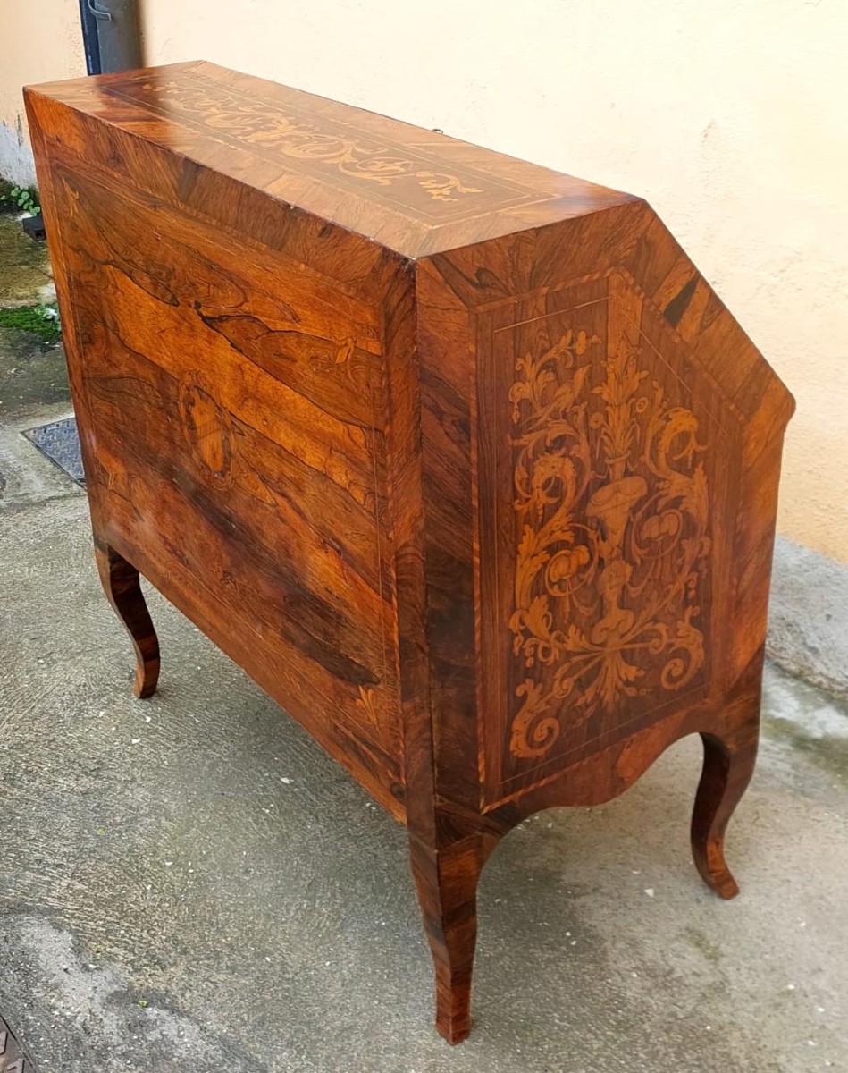 Ribalta intarsiata  -meta' XVIII secolo Toscana-photo-1