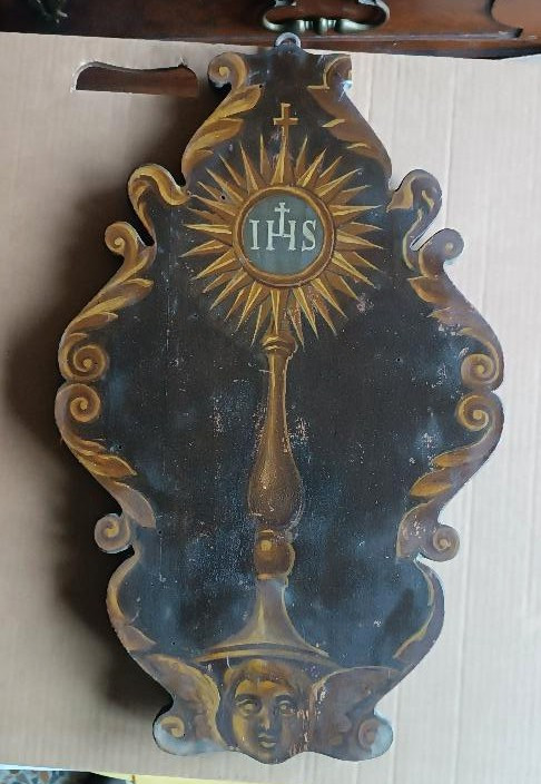 Antica tavola dipinta raffigurante SIMBOLO RELIGIOSO IHS