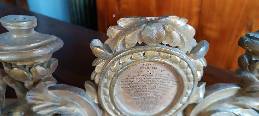 Antico portacandele con cartagloria in legno dorato XVIII secolo-photo-3