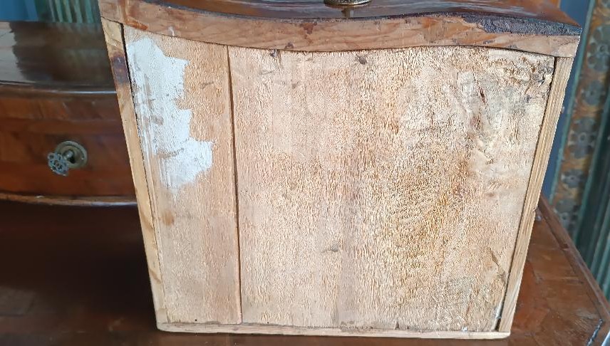 Antico cassettone lastronato e intarsiato XVIII secolo italia settentrionale-photo-4