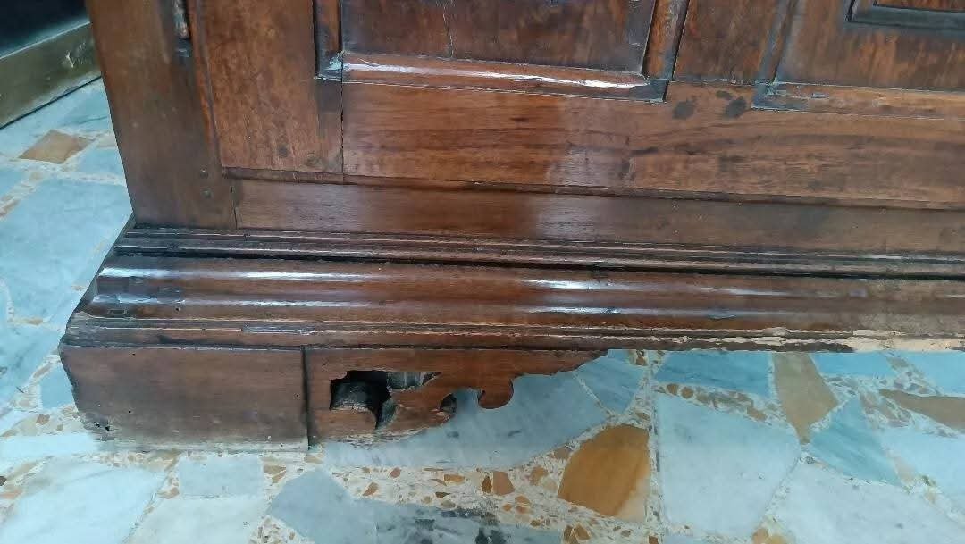 Grande credenza antica in noce italia settentrionale XVII secolo-photo-3