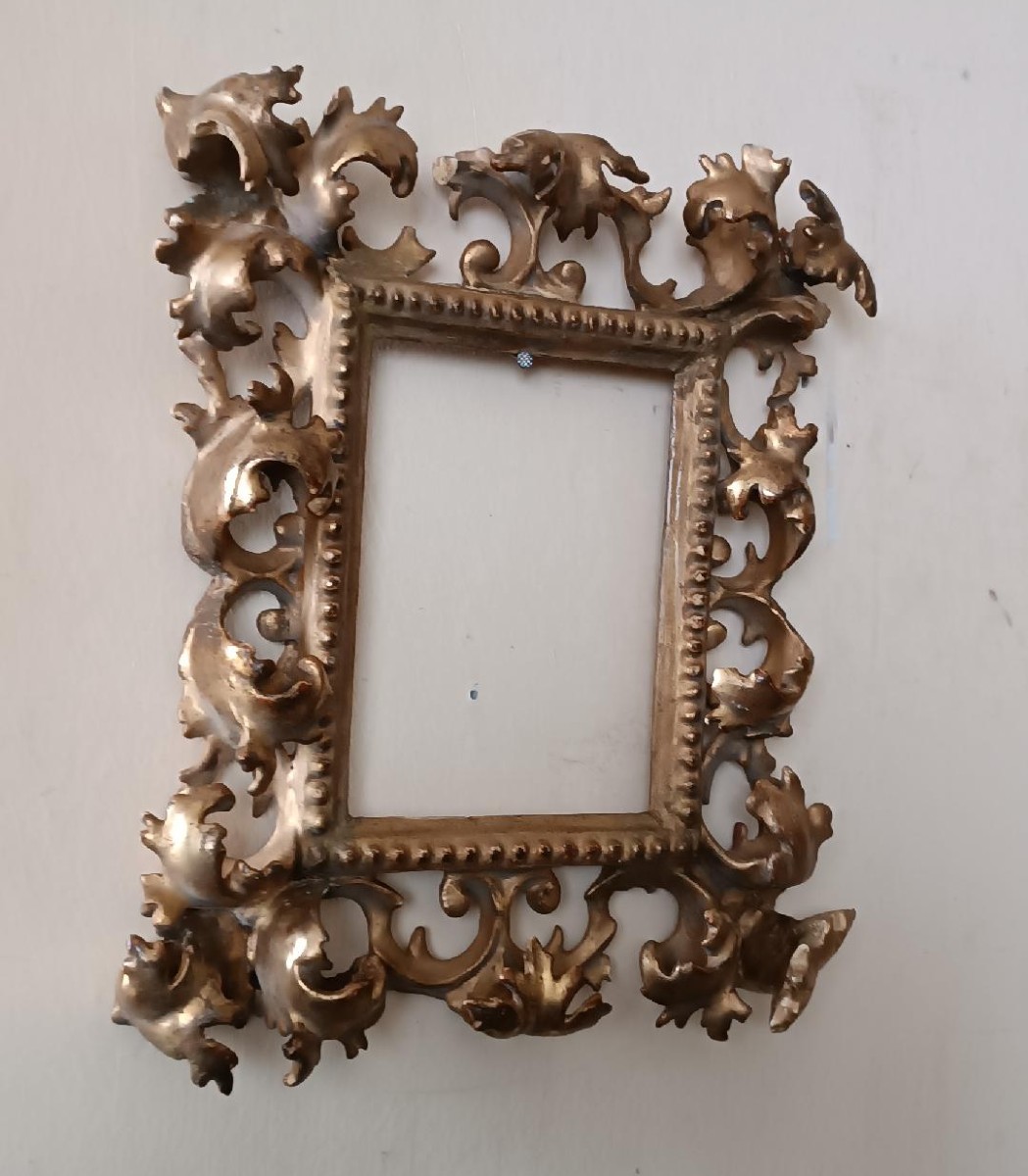 Antica cornice in legno intagliato e dorato ,cartoccio, Toscana XIX secolo-photo-2