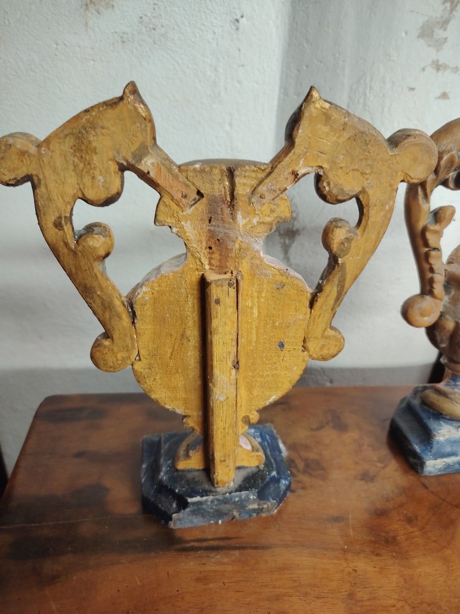 Coppia antiche portapalme barocche in legno  intagliato e laccato.  XVIII secolo. Italia-photo-2