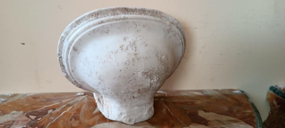 Piccola acquasantiera antica in marmo XVII secolo toscana-photo-6