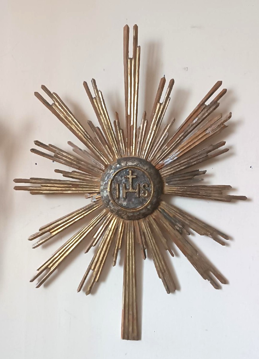 Antica  raggera in legno dorato , XVIII secolo 85 cm