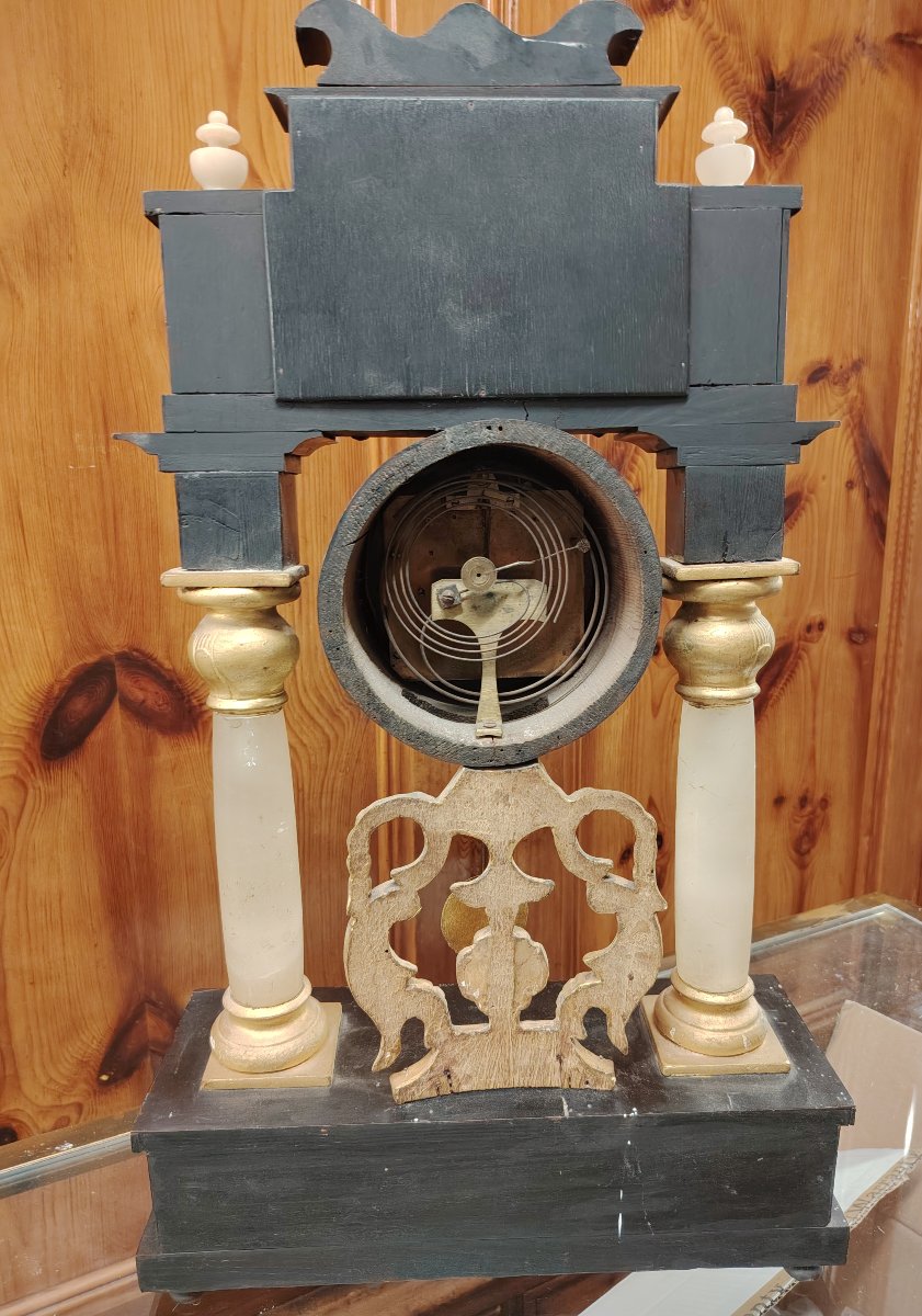 Orologio a tempietto bidermaier  in legno ebanizzato e dorato  colonne in alabastro  XIX secolo-photo-1