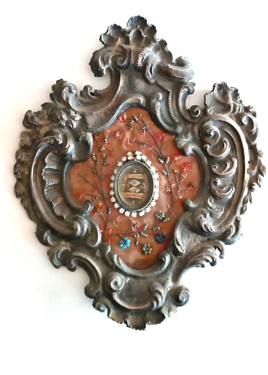 Antico Reliquiario in argento con reliquie 20x17 cm