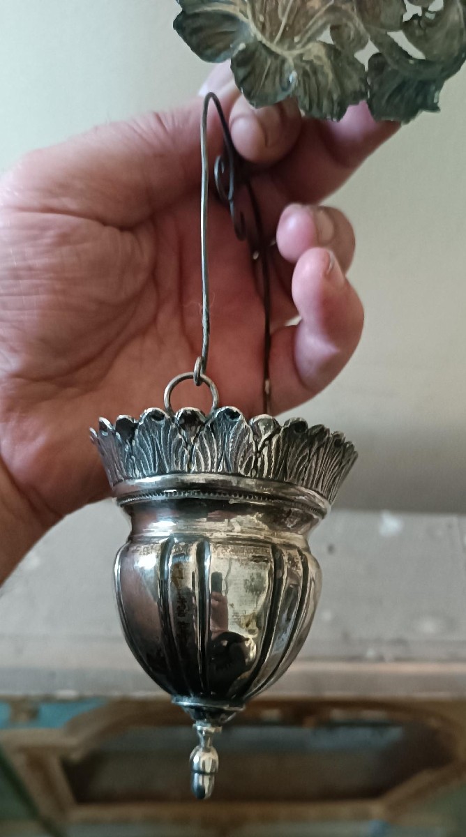 Artigianato italiano del XIX secolo. acquasantiera in argento con bacinella rimovibile.-photo-5