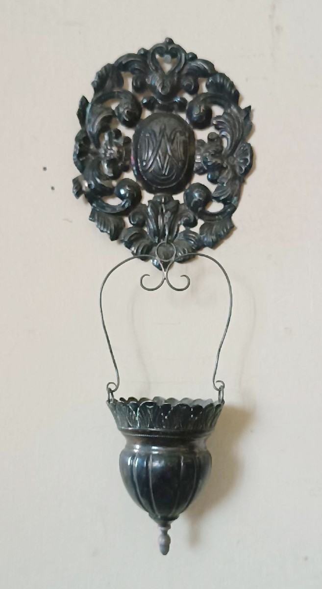 Artigianato italiano del XIX secolo. acquasantiera in argento con bacinella rimovibile.-photo-2