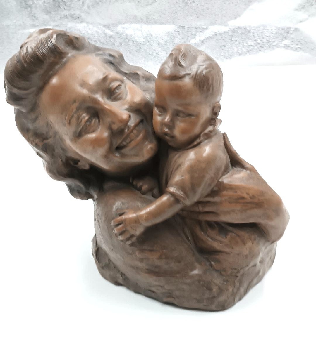 scultura terracotta maternita' anni 20\30 firmata A.PERA