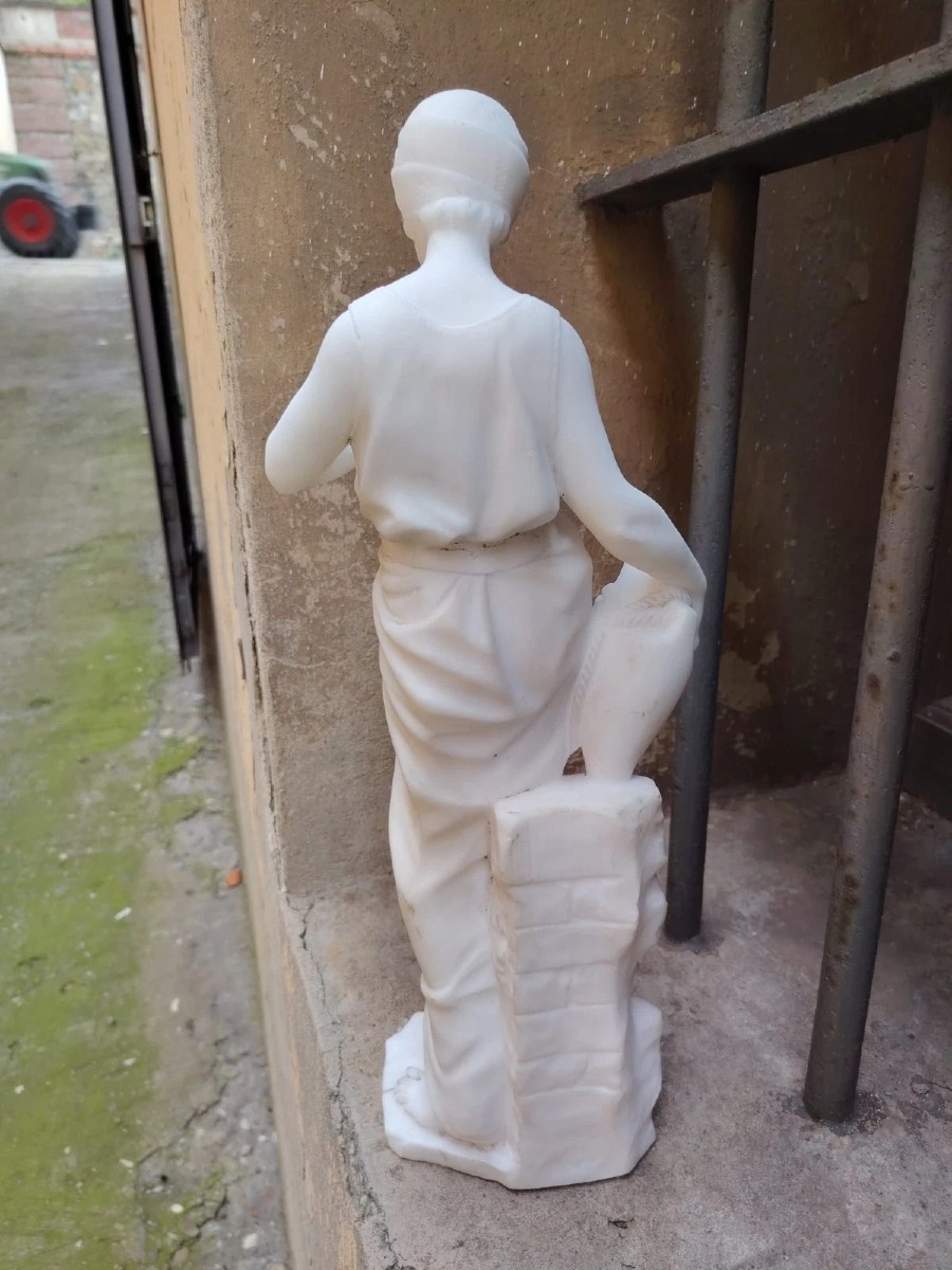 SCULTURA PRIMA METÀ DEL 900 ALABASTRO GIOVANE ACQUAIOLA AL POZZO-photo-4