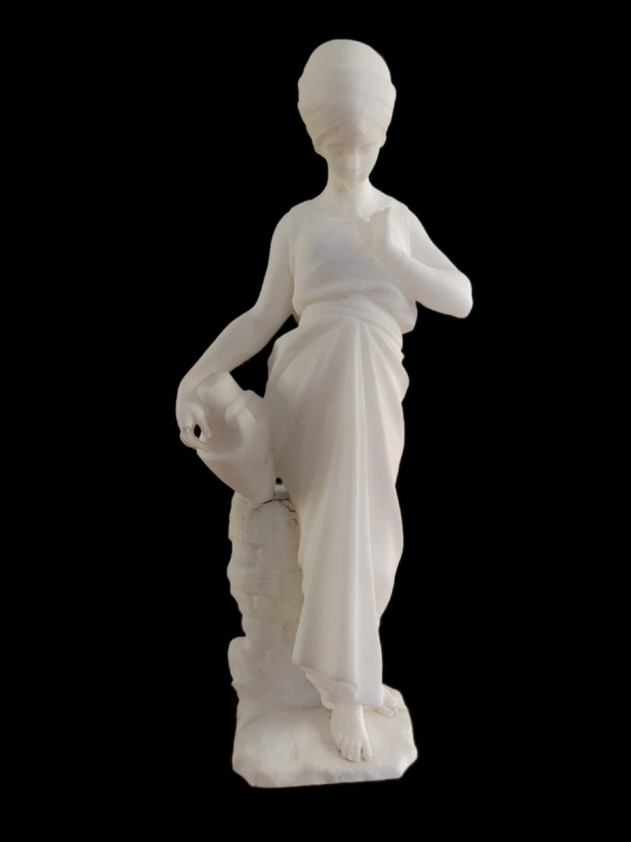 SCULTURA PRIMA METÀ DEL 900 ALABASTRO GIOVANE ACQUAIOLA AL POZZO