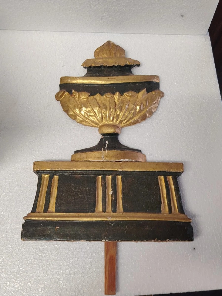 Grande Fregio In Legno Dorato Fine XVIII secolo Neoclassico