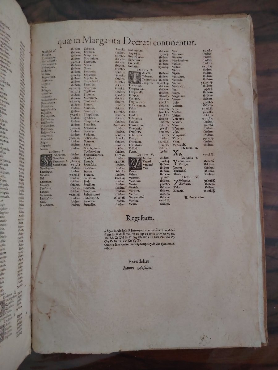 Decretum Divi Gratiani,  1560, Hugues de la porteLione -photo-4