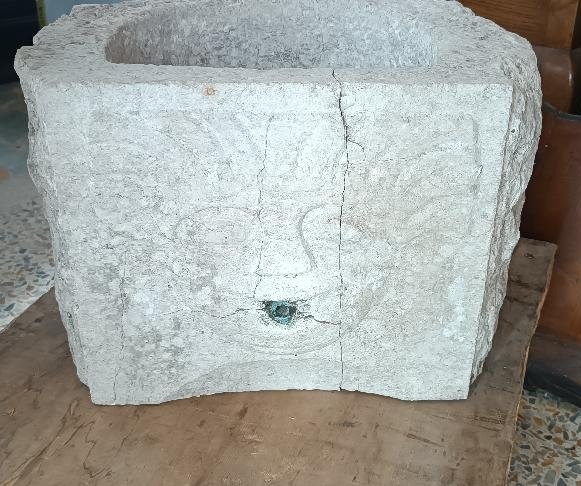 Antica vasca da fontana in pietra scolpita Toscana XVII\XVIII secolo-photo-3