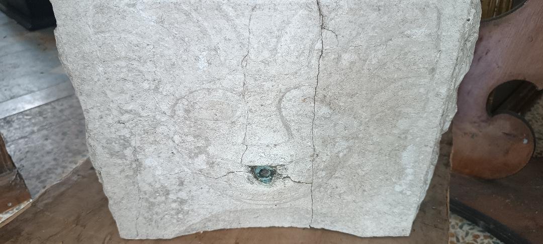 Antica vasca da fontana in pietra scolpita Toscana XVII\XVIII secolo-photo-4