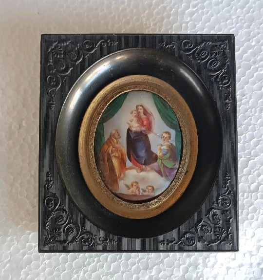 Miniatura su porcellana dipinta ,Madonna di san Sisto xix secolo