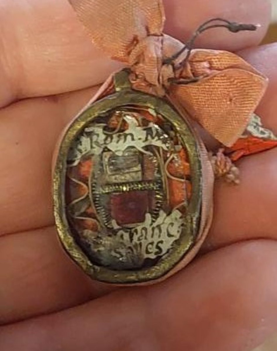 Antico reliquiario in bronzo argentato reliquie di san romano martire e san francesco di sales