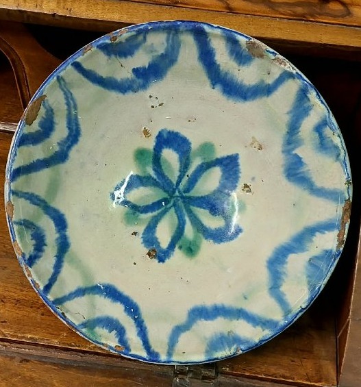Ciotola in maiolica de  Fajaluza XIX sec