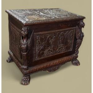 PICCOLA CASSA LEGNO  FINEMENTE INTAGLIATA STILE RINASCIMENTO XIX SECOLO TOSCANA