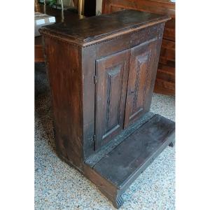 Grande inginocchiatoio IN NOCE o credenza inizi XVII SECOLO-ITALIA