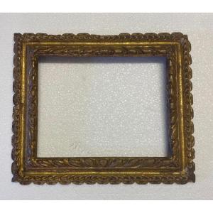 Antica cornice in legno intagliato e dorata a oro zecchino , XVII secolo ,Italia centrale