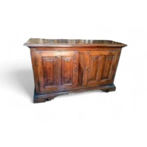 Grande credenza antica in noce italia settentrionale XVII secolo