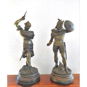 Coppia sculture in metallo -"guerrieri" Detrier H.66 CM