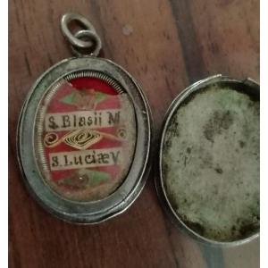 Antico reliquiario in argento con reliquia san biagio e santa lucia