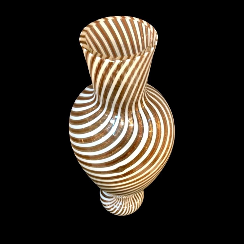Vaso Con Decoro Filigrana semplice  a spirale' In lattimo E Avventurina. Dino Martens Per Aureliano Toso-photo-2