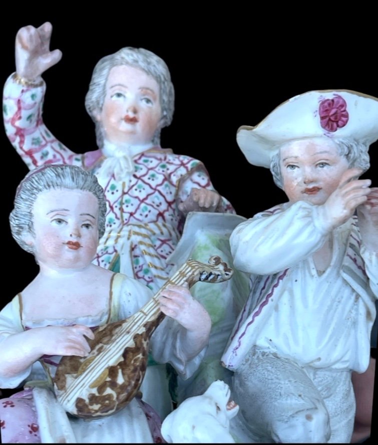 Gruppo in porcellana raffigurante bambini musicanti.Meissen.-photo-5