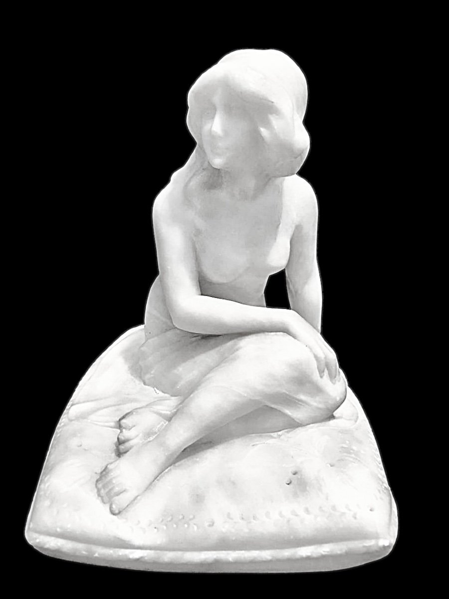 Scultura in marmo raffigurante nudo femminile con velo firmata Eugenio .Battiglia.(1858-1941).