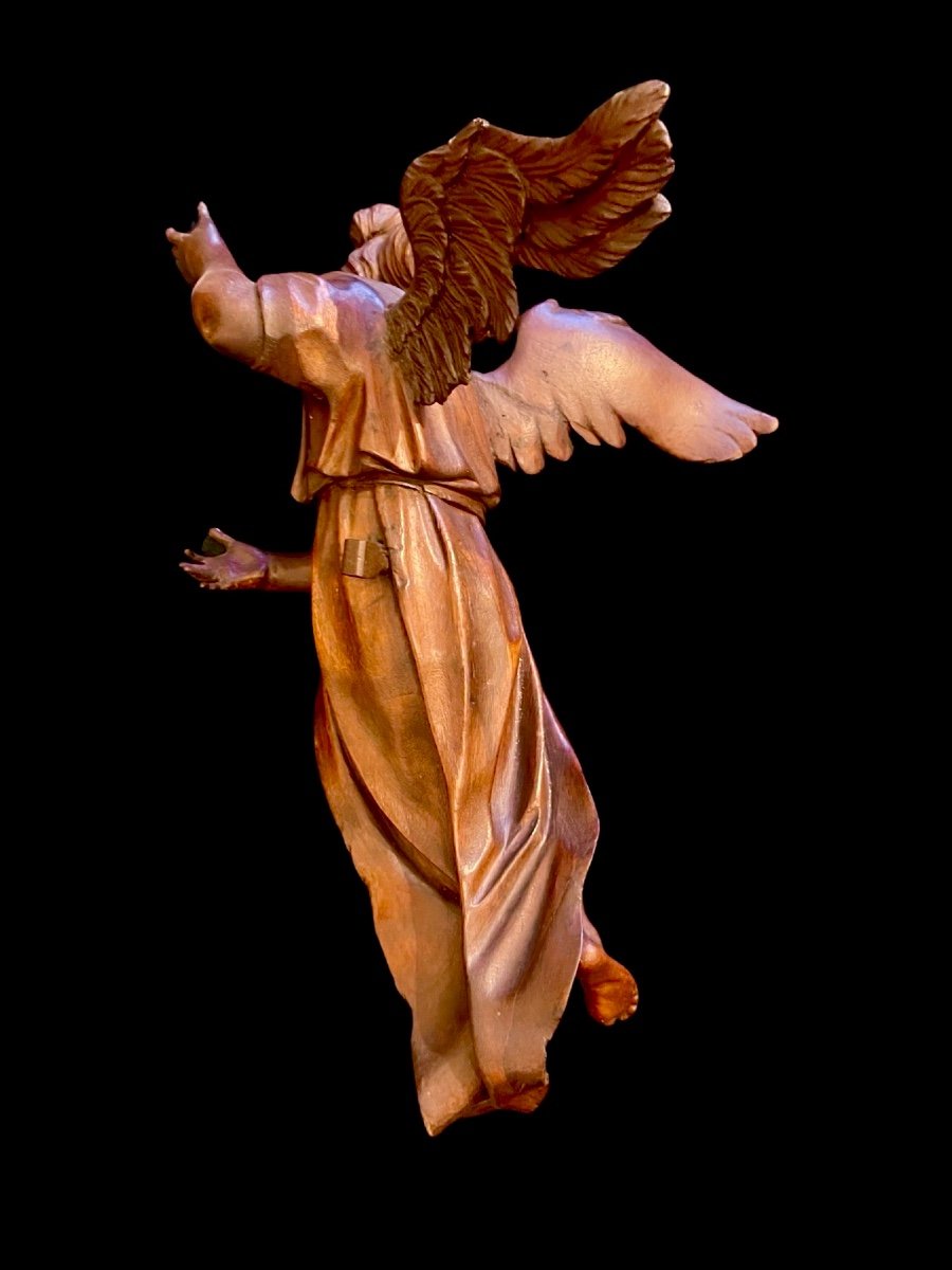 Coppia di angeli a figura intera in legno scolpito.Liguria.-photo-4