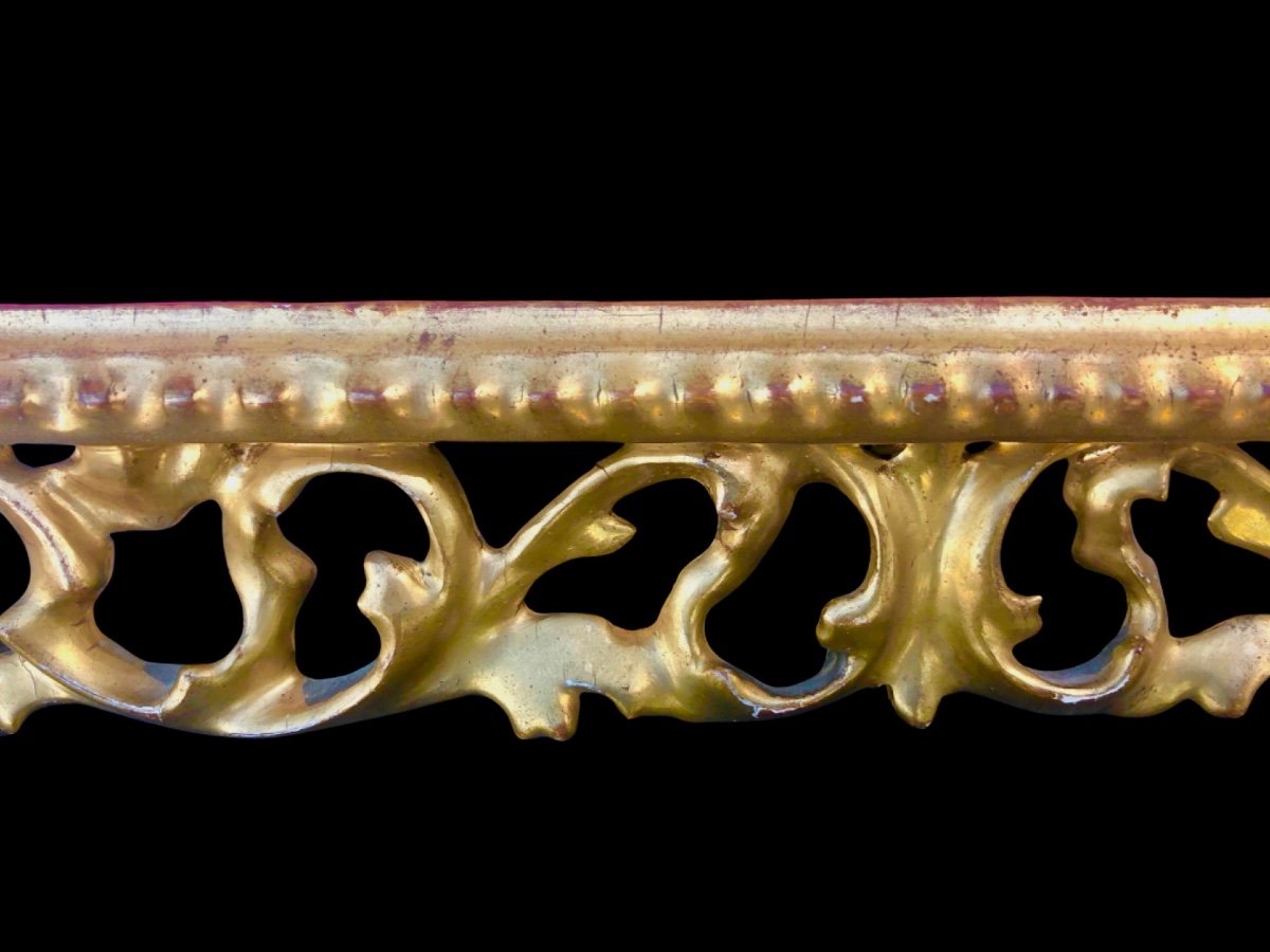 Cornice rettangolare a cartoccio in legno intagliato,traforato e foglia oro.Firenze.-photo-3