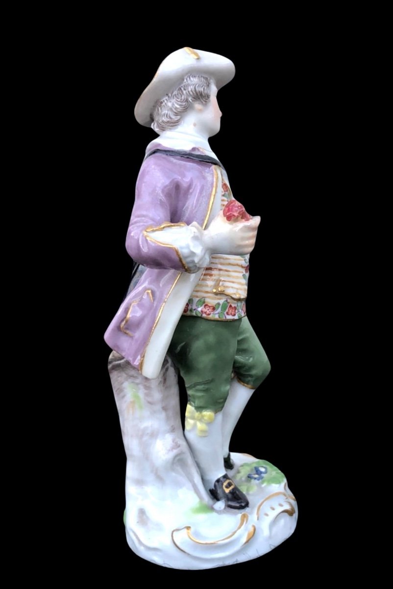 Statuina in porcellana raffigurante personaggio maschile con gelato.Meissen.Germania.-photo-4