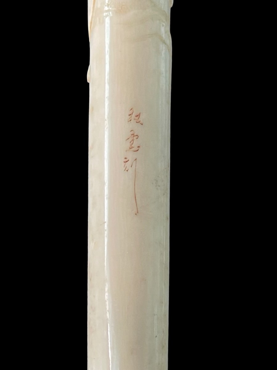 Bastone con pomolo in avorio verticale con incisione ad altorilievo di personaggi giapponesi -photo-4
