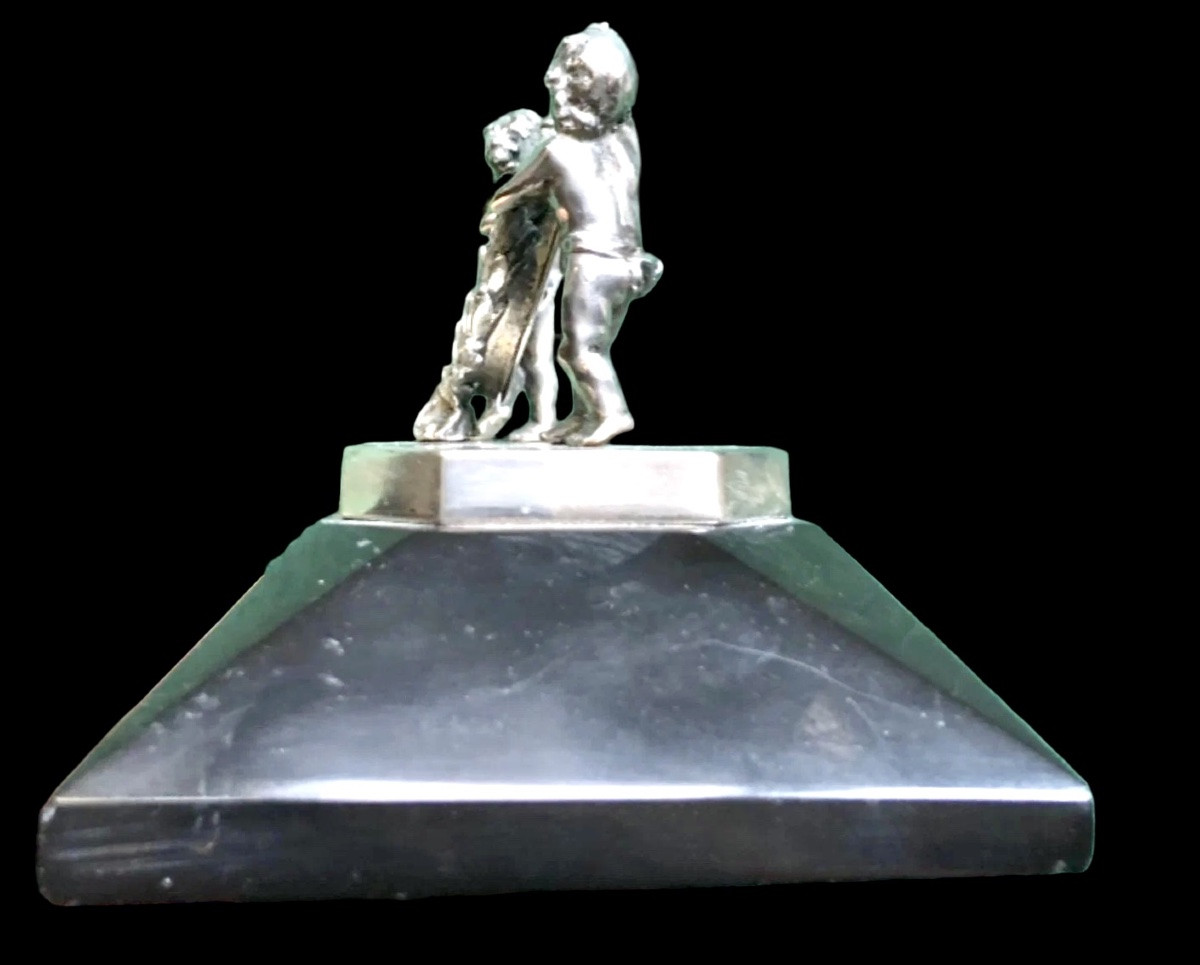 Fermacarte  press-papier in argento massiccio  con due putti che sostengono un portaritratti -photo-4