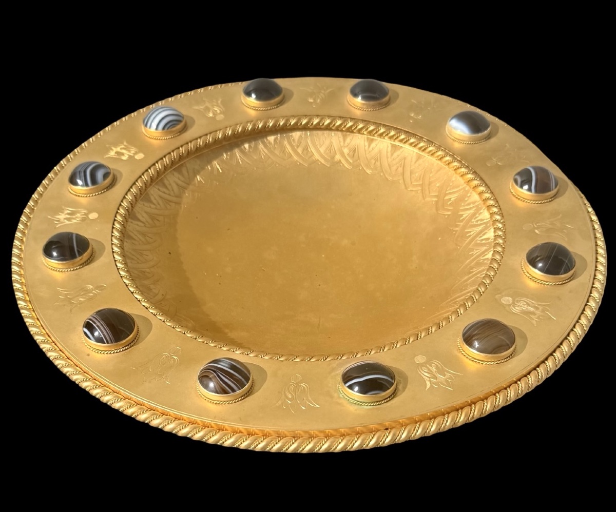 Coppa centrotavola in bronzo dorato con pietre agate incastonate-photo-2