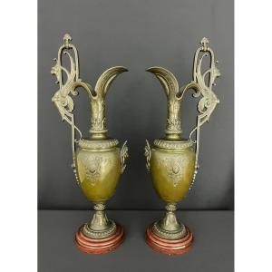 Large Pair Of Neo-gothic Ewers In Patinated Bronze And Red Marble