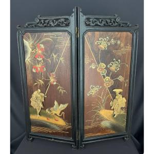 Chinese Two-leaf Folding Screen In Lacquered And Carved Wood