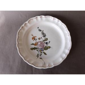 Round Earthenware Dish From Marseille Atelier De Fauchier 18th Century