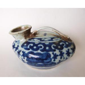 18th Century Chinese Porcelain Pistol 