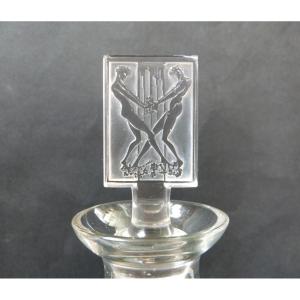 René Lalique Crystal Decanter, Strasbourg Model, 1926 