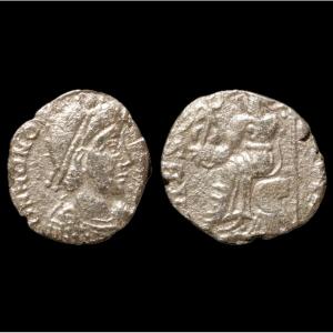 Rare Vandalic Siliqua Of Honorius — Certificate Of Authenticity